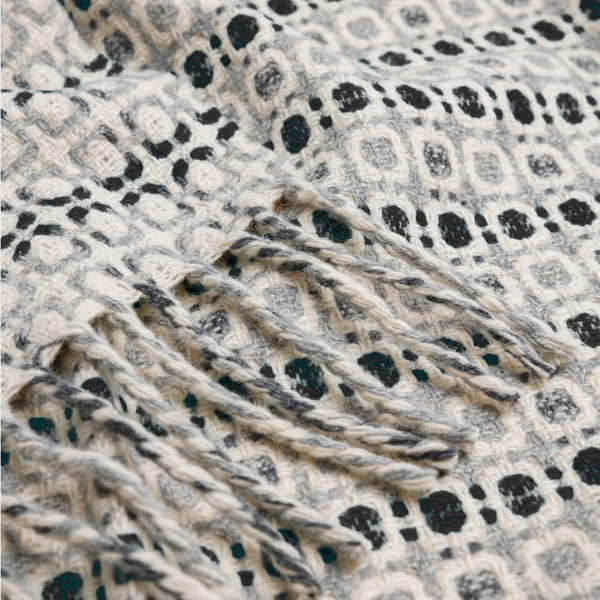 Vintage Throw - Light Grey