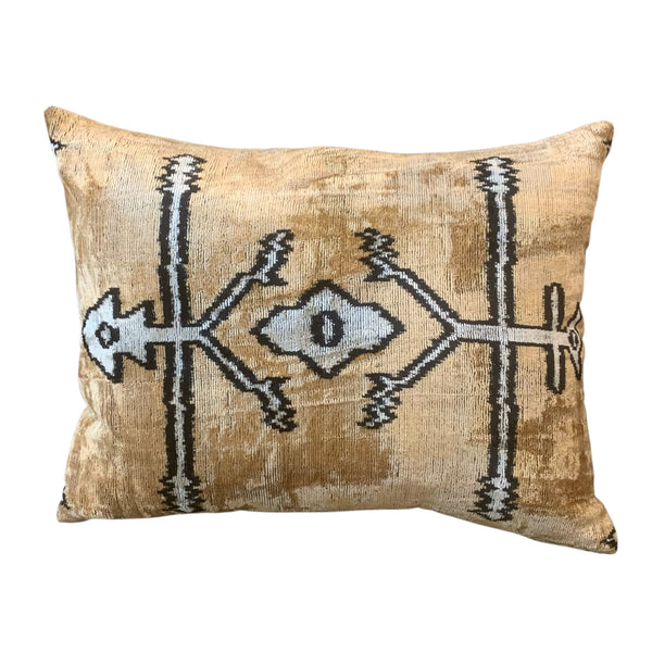 Silk Velvet Cushion N. 761 - Latte