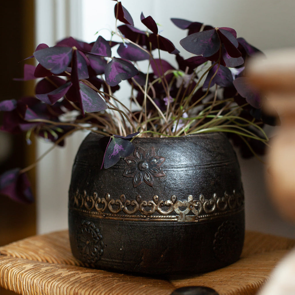 Vintage Maana Pot - Dark Stain