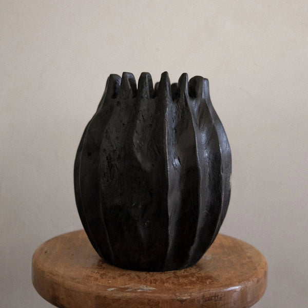 Tulip Vessel - Black