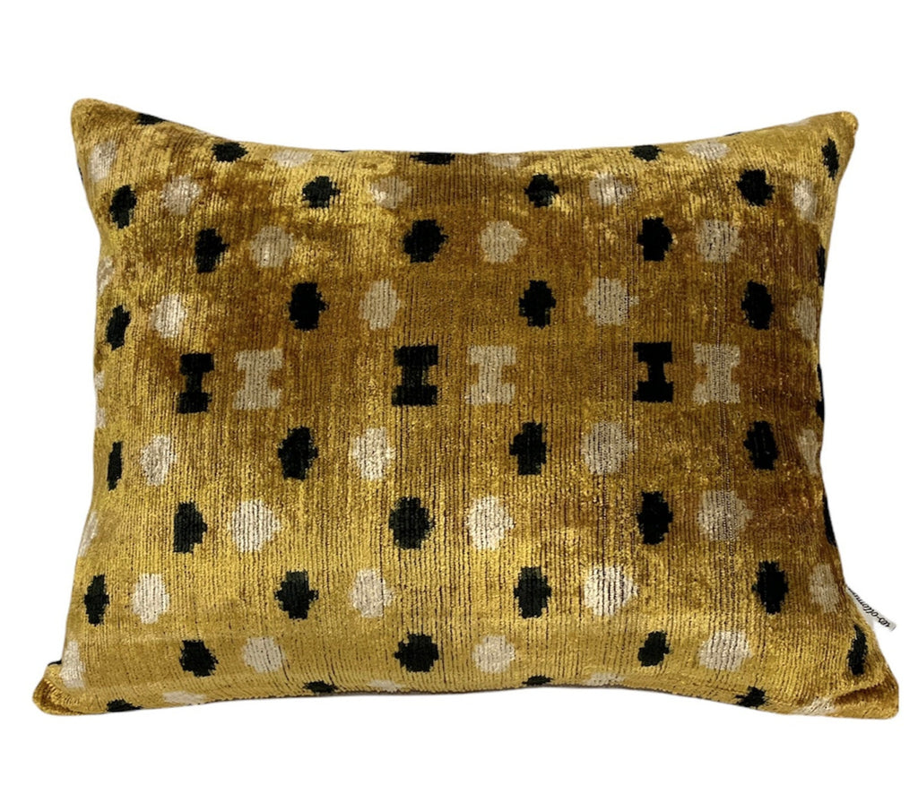 Les-Ottomans silk velvet-effect cushion - Black