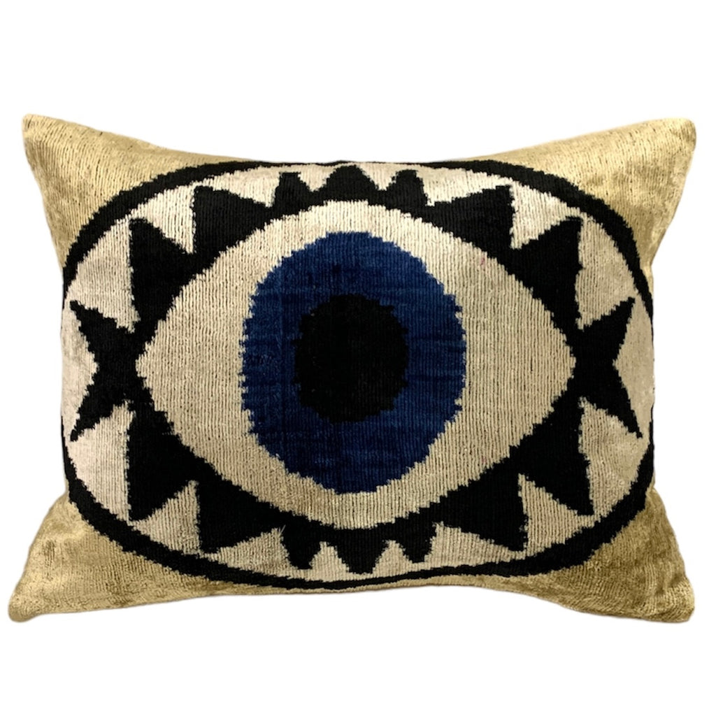 Silk Velvet Cushion N. 666 - Big Eye