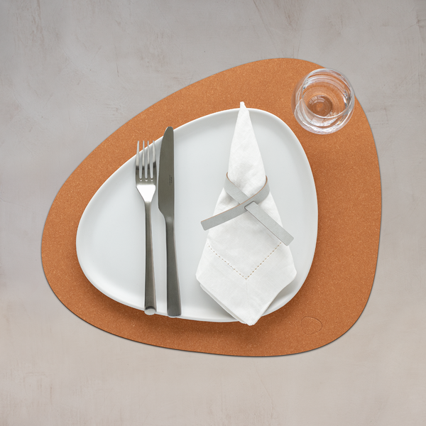 curve leather placemat raw nature