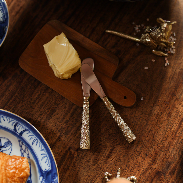 chemeli brass butter knife