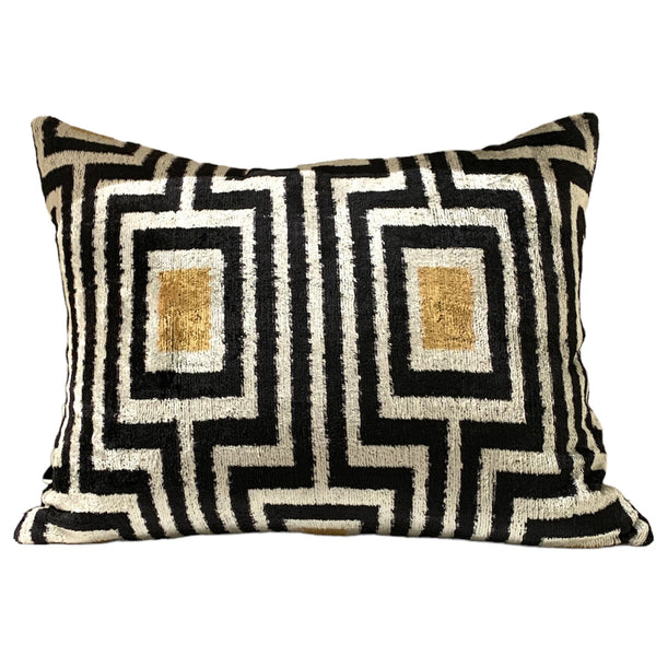 Silk Velvet Cushion N. 644 - Black